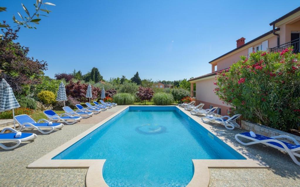 Villa Franka 113 บาซานิยา ภายนอก รูปภาพ