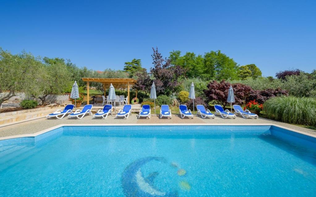 Villa Franka 113 บาซานิยา ภายนอก รูปภาพ