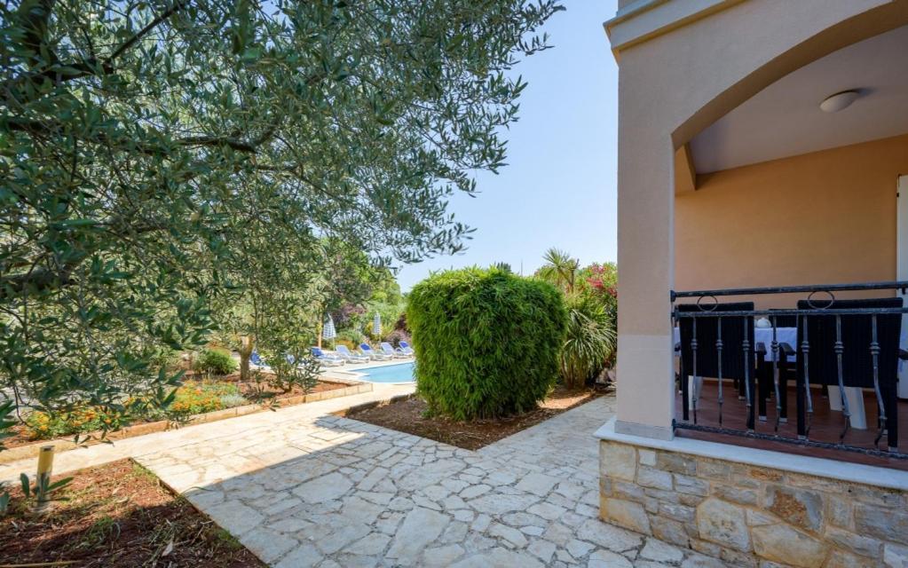 Villa Franka 113 บาซานิยา ภายนอก รูปภาพ
